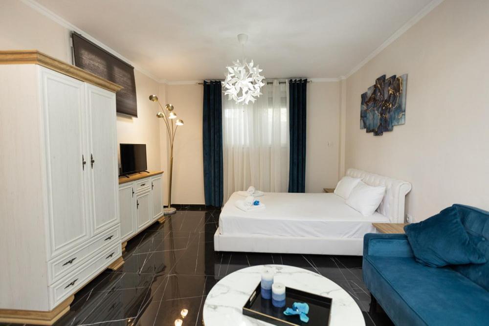 Valery Apartments Pefkochori Exterior photo